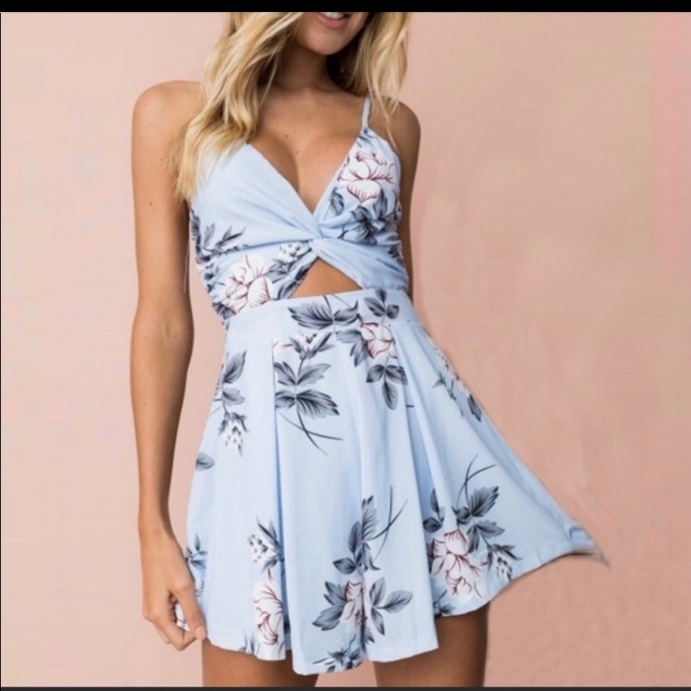 Baby blue floral romper! NWT